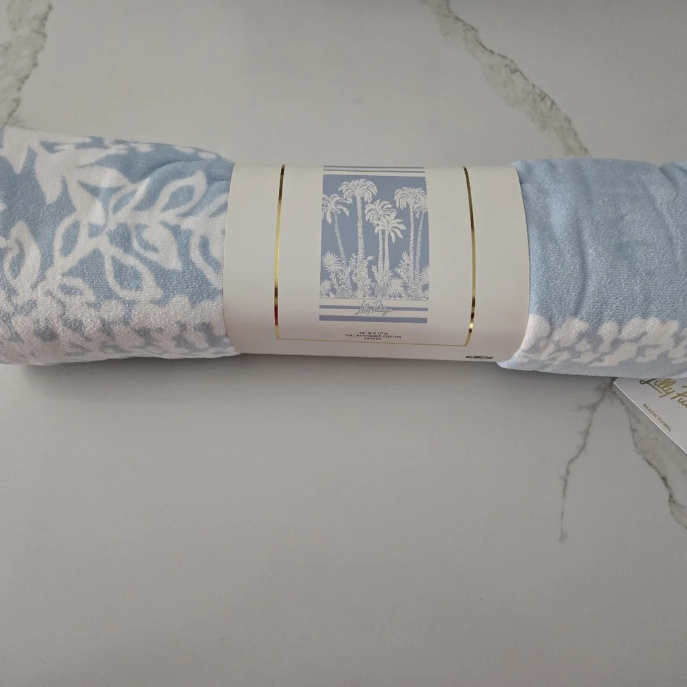 NWT Lilly Pulitzer Beach Towel